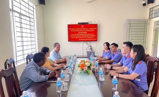 Viện kiểm sát nhân dân khu vực 2 – khánh hòa và ủy ban nhân dân xã tây khánh sơn ký kết quy chế phối hợp thực hiện nghị quyết 205/2025/qh15