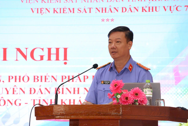 Viện kiểm sát nhân dân khu vực 7 – Khánh Hòa tổ chức Hội nghị tuyên truyền phố biến, giáo dục pháp luật và tặng quà nhân dịp tết Nguyên đán Bính Ngọ năm 2026
