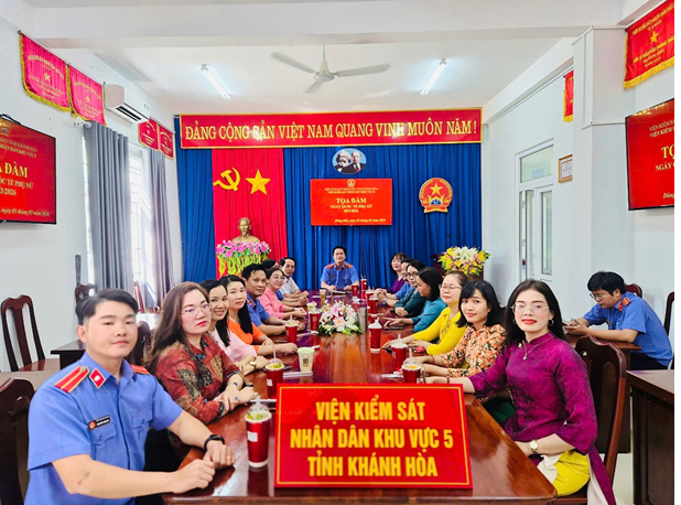 Viện kiểm sát nhân dân khu vực 5 – Khánh Hòa tổ chức tọa đàm nhân ngày Quốc tế phụ nữ 8/3