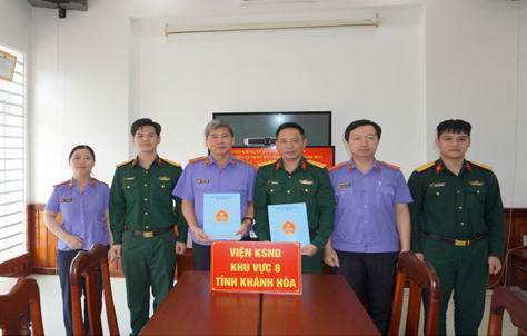 Viện kiểm sát nhân dân khu vực 8 – Khánh Hòa và Viện kiểm sát quân sự khu vực 53 – Quân khu 5 ký kết Quy chế phối hợp