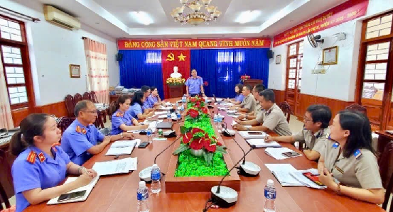 Viện kiểm sát nhân dân tỉnh Khánh Hòa phối hợp với Viện kiểm sát nhân dân khu vực 6 trực tiếp kiểm sát hoạt động thi hành án dân sự tại Phòng Thi hành án dân sự khu vực 6 - Khánh Hòa