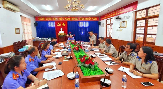 Viện kiểm sát nhân dân tỉnh Khánh Hòa phối hợp với Viện kiểm sát nhân dân khu vực 6 trực tiếp kiểm sát hoạt động thi hành án dân sự tại Phòng Thi hành án dân sự khu vực 6 - Khánh Hòa