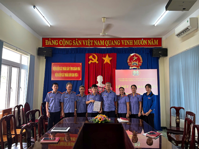 CHI BỘ VIỆN KIỂM SÁT NHÂN DÂN KHU VỰC 4 – KHÁNH HÒA TỔ CHỨC LỄ KẾT NẠP ĐẢNG VIÊN MỚI
