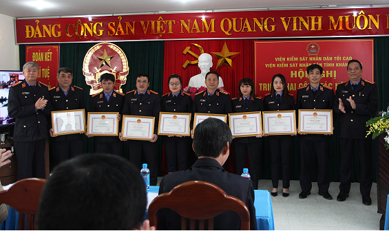 Viện kiểm sát nhân dân tỉnh Khánh Hòa tổ chức trực tuyến Hội nghị triển khai công tác năm 2021