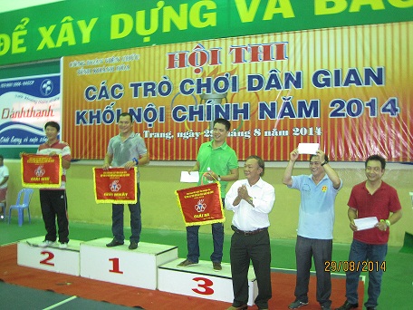 Công đoàn viện kiểm sát nhân dân tỉnh Khánh Hòa tổ chức hội thi trò chơi dân gian công đoàn khối nội chính năm 2014