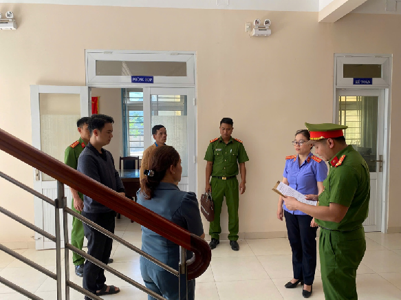 Viện KSND huyện Khánh Sơn phối hợp thực hiện đợt cao điểm tấn công, trấn áp tội phạm ma túy