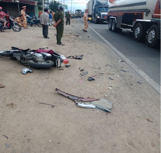 Vụ tai nạn giao thông rất nghiêm trọng trên địa bàn huyện Diên Khánh