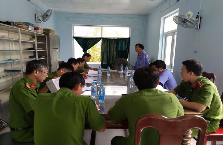 VKSND huyện Vạn Ninh tổ chức rút kinh nghiệm về án bị cấp phúc thẩm huỷ và Toà án trả hồ sơ điều tra bổ sung