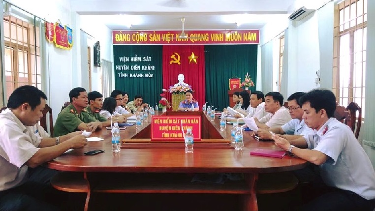 Viện kiểm sát nhân dân huyện Diên Khánh chủ trì ký kết thi đua các cơ quan khối nội chính năm 2016