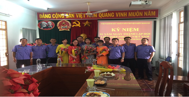 Viện kiểm sát nhân dân huyện Diên Khánh tổ chức gặp mặt kỷ niệm 91 năm ngày thành lập Hội Liên hiệp Phụ nữ Việt Nam (20/10/1930 - 20/10/2021)