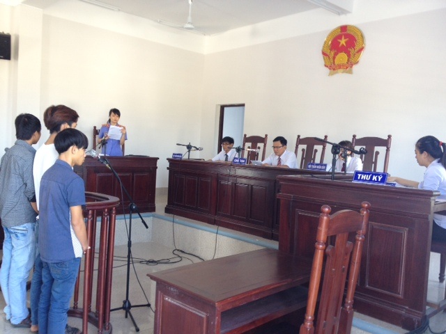 Xét xử rút kinh nghiệm vụ án hình sự tội “Trộm cắp tài sản”  xảy ra tại thị trấn Cam Đức, huyện Cam Lâm