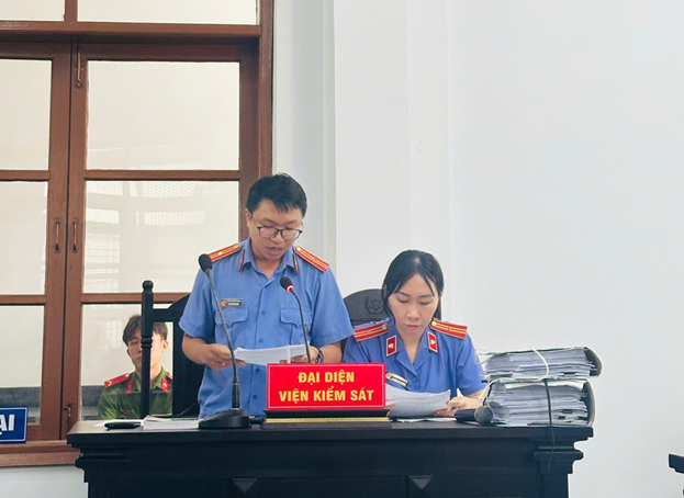 PHIÊN TÒA XÉT XỬ VỤ ÁN TRỌNG ĐIỂM ĐÔNG ĐỐI TƯỢNG TẠI TÒA ÁN NHÂN DÂN KHU VỰC 1