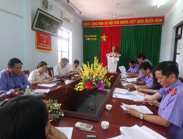 Viện kiểm sát nhân dân tỉnh Khánh Hòa Trực tiếp kiểm sát hoạt động thi hành án dân sự năm 2018 tại Chi cục Thi hành án dân sự huyện Vạn Ninh