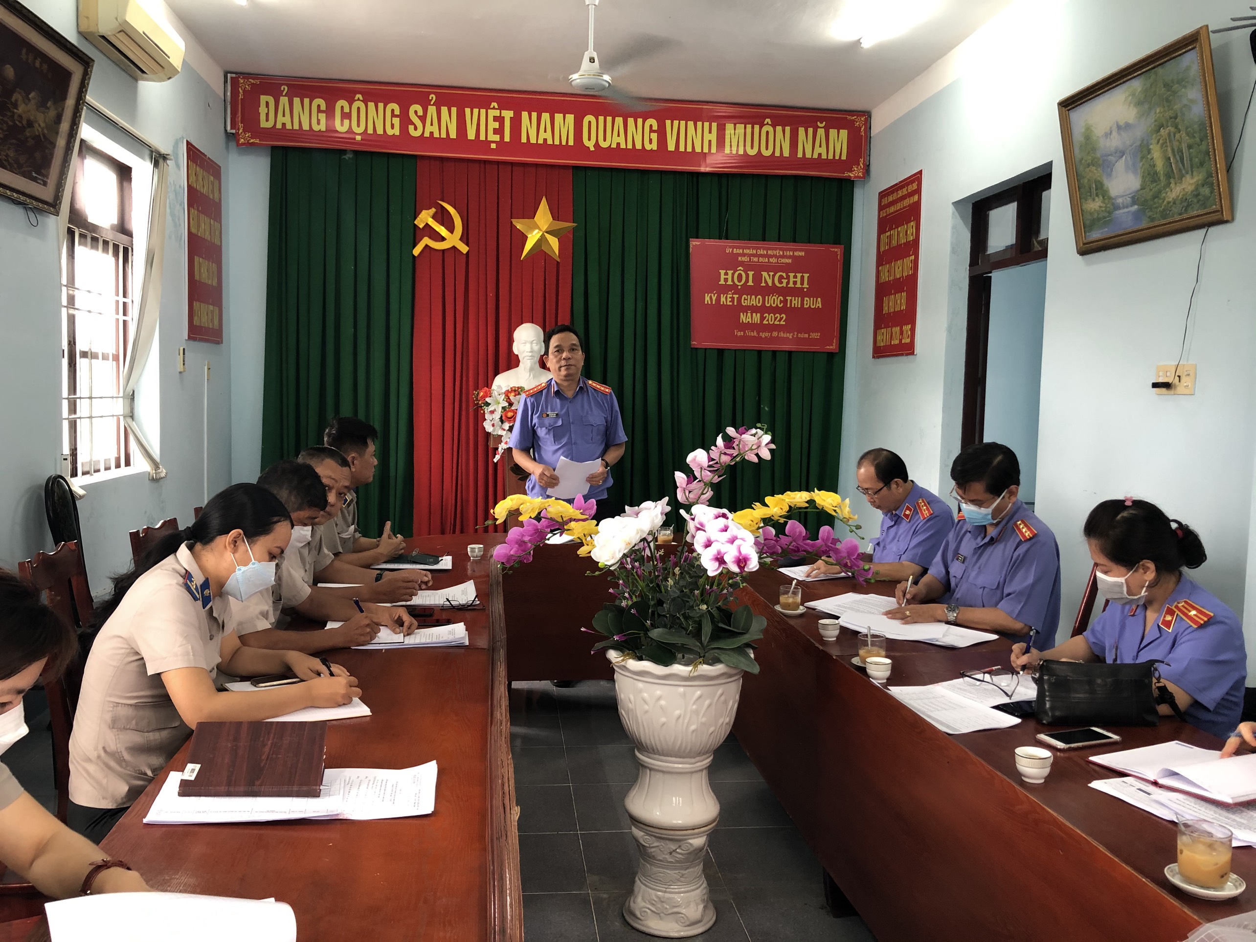 Viện kiểm sát nhân dân tỉnh Khánh Hòa trực tiếp kiểm sát thi hành án dân sự, hành chính tại Chi cục THADS huyện Vạn Ninh năm 2022