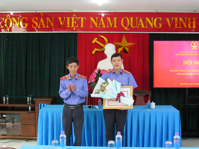 Viện kiểm sát nhân dân tỉnh Khánh Hòa tổ chức trực tuyến Hội nghị sơ kết công tác kiểm sát 6 tháng đầu năm 2023