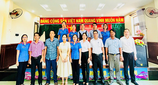 Vksnd khu vực 8 phối hợp với tòa án khu vực 8 -...