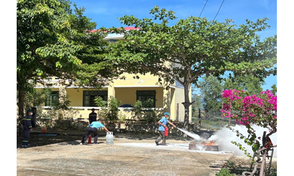 VIỆN KIỂM SÁT NHÂN DÂN KHU VỰC 8, TỈNH KHÁNH HÒA...