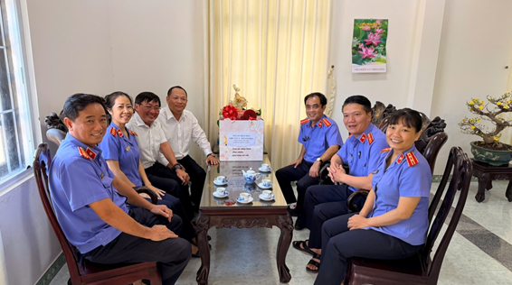 Lãnh đạo Tòa án nhân dân khu vực 2 – Khánh Hòa...