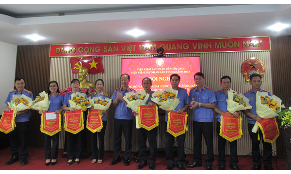 Viện kiểm sát nhân dân tỉnh Khánh Hòa tổ chức cuộc...