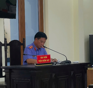 Phiên tòa rút kinh nghiệm vụ án hành chính sơ thẩm...