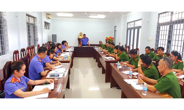 Viện kiểm sát nhân dân tỉnh Khánh Hòa trực tiếp...