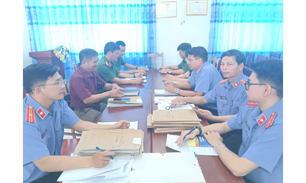 Viện kiểm sát nhân dân khu vực 6, tỉnh khánh hoà,...