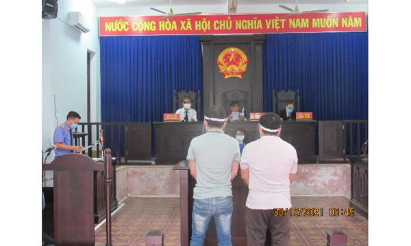Viện kiểm sát nhân dân huyện Khánh Sơn tổ chức phiên tòa......