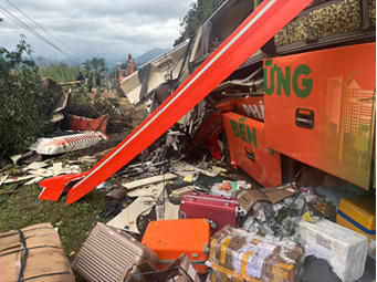 SẠT LỞ ĐẤT, ĐÁ DO MƯA LỚN TRÊN KHU VỰC ĐÈO KHÁNH...