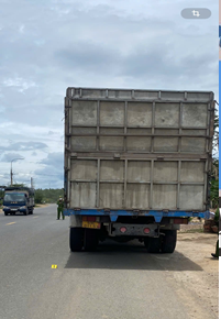 Ninh Hòa: Xe tải vượt ẩu, làm 02 mẹ con chết tại...
