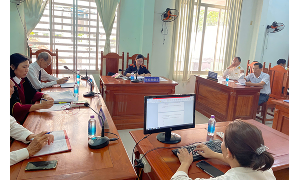 Phiên tòa rút kinh nghiệm vụ án hành chính sơ thẩm...