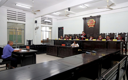 Viện kiểm sát nhân dân tỉnh Khánh Hòa tham gia xét...